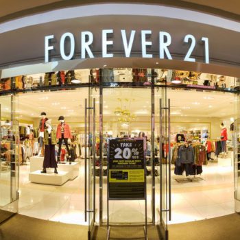 forever 21 showroom front gate