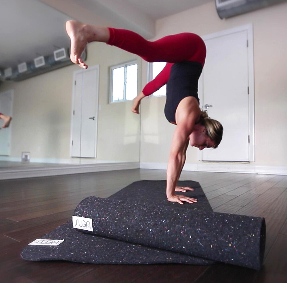 women doing yoga on Suga Recycled Wetsuit Yoga Mat