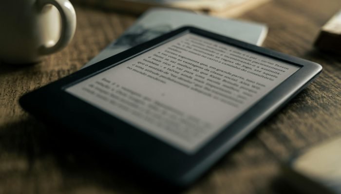 E-Book Benefits Over Traditional Book Formats
