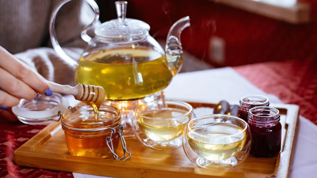 Exploring the 8 Best Organic Tea Brands for Sipping with Conscience and Pleasure
